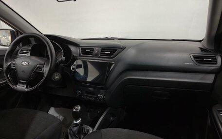 KIA Rio III рестайлинг, 2015 год, 900 000 рублей, 15 фотография