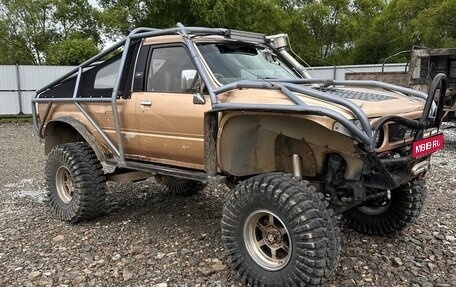 Toyota Hilux Surf I, 1988 год, 3 500 000 рублей, 1 фотография
