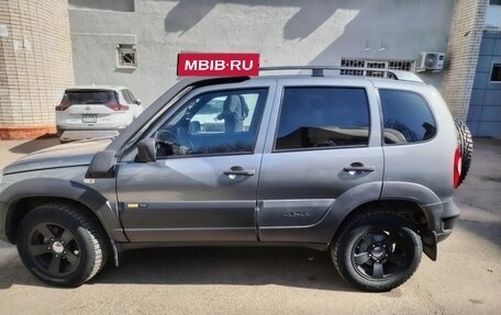 Chevrolet Niva I рестайлинг, 2016 год, 800 000 рублей, 1 фотография