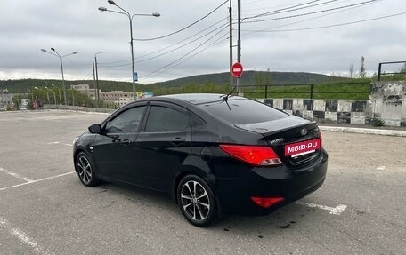 Hyundai Solaris II рестайлинг, 2015 год, 800 000 рублей, 6 фотография