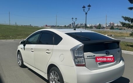 Toyota Prius, 2010 год, 1 330 000 рублей, 2 фотография