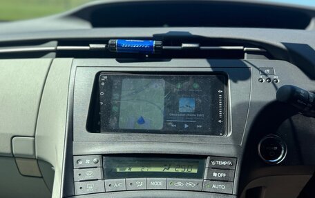 Toyota Prius, 2010 год, 1 330 000 рублей, 7 фотография