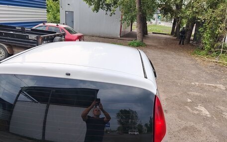 Toyota FunCargo, 2001 год, 400 000 рублей, 3 фотография
