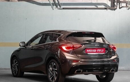 Infiniti Q30, 2016 год, 2 100 000 рублей, 8 фотография