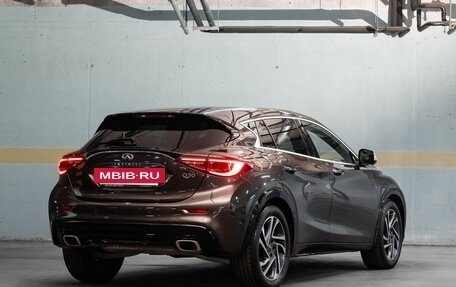 Infiniti Q30, 2016 год, 2 100 000 рублей, 6 фотография