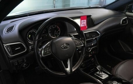 Infiniti Q30, 2016 год, 2 100 000 рублей, 10 фотография