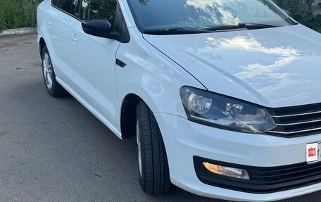 Volkswagen Polo VI (EU Market), 2017 год, 900 000 рублей, 4 фотография