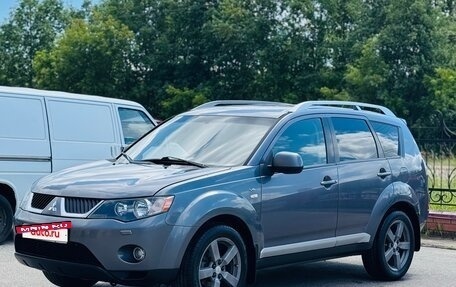 Mitsubishi Outlander III рестайлинг 3, 2007 год, 749 000 рублей, 3 фотография