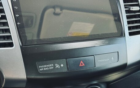 Mitsubishi Outlander III рестайлинг 3, 2007 год, 749 000 рублей, 21 фотография