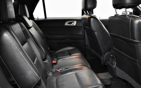 Ford Explorer VI, 2013 год, 1 650 000 рублей, 14 фотография