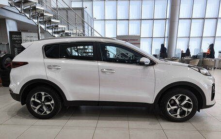 KIA Sportage IV рестайлинг, 2018 год, 2 230 000 рублей, 5 фотография