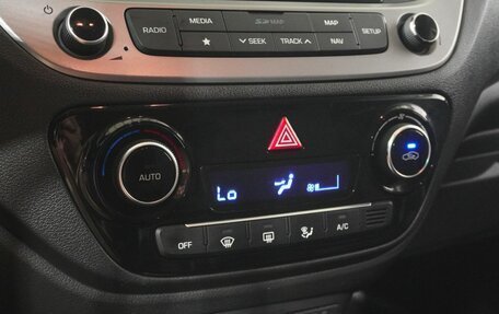 Hyundai Solaris II рестайлинг, 2018 год, 1 225 000 рублей, 13 фотография