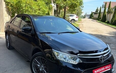 Toyota Camry, 2015 год, 2 320 000 рублей, 2 фотография