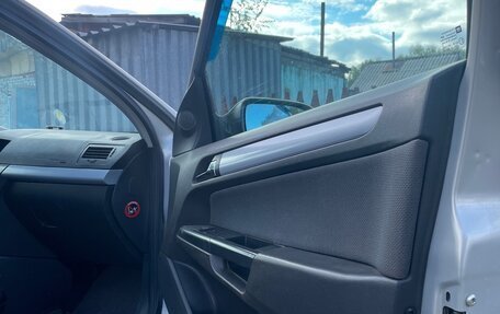 Opel Astra H, 2005 год, 300 000 рублей, 11 фотография