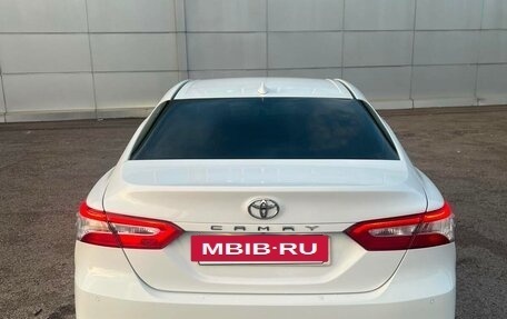 Toyota Camry, 2019 год, 2 570 000 рублей, 2 фотография