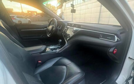 Toyota Camry, 2019 год, 2 570 000 рублей, 7 фотография