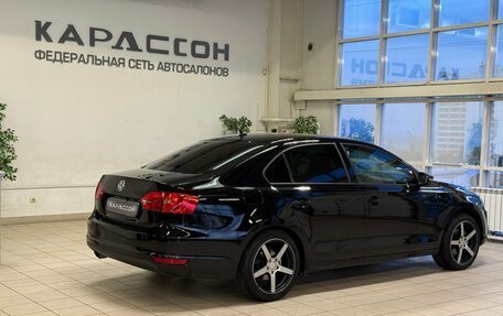 Volkswagen Jetta VI, 2012 год, 1 050 000 рублей, 2 фотография