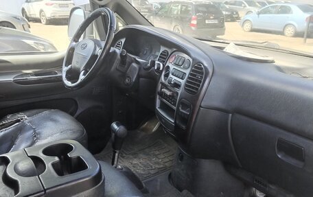 Hyundai H-1 II рестайлинг, 2006 год, 420 000 рублей, 8 фотография