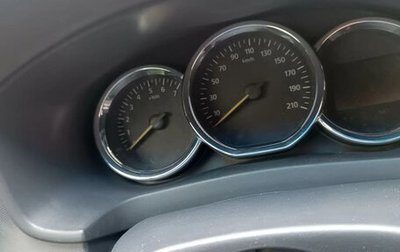 Renault Logan II, 2017 год, 300 000 рублей, 1 фотография
