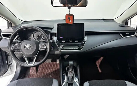 Toyota Corolla, 2023 год, 1 570 000 рублей, 7 фотография