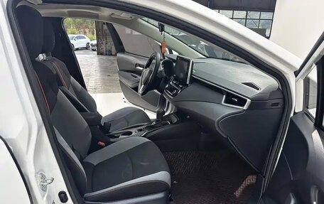 Toyota Corolla, 2023 год, 1 570 000 рублей, 10 фотография