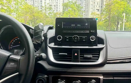 Toyota Yaris XP150 рестайлинг, 2023 год, 1 130 000 рублей, 14 фотография
