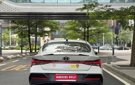 Hyundai Elantra, 2024 год, 1 390 000 рублей, 6 фотография