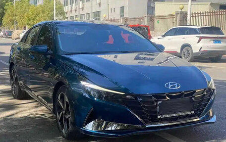 Hyundai Elantra, 2023 год, 1 250 000 рублей, 3 фотография
