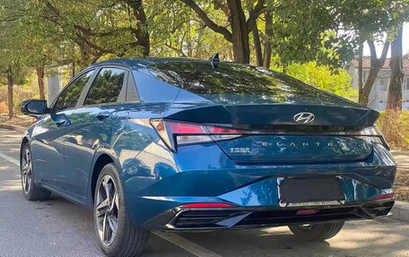 Hyundai Elantra, 2023 год, 1 250 000 рублей, 6 фотография