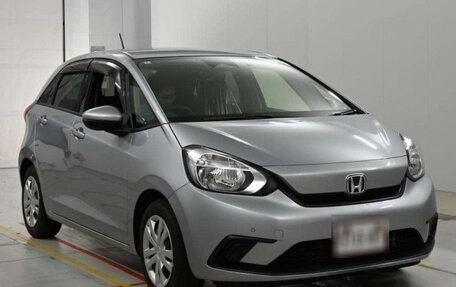Honda Fit, 2022 год, 1 075 000 рублей, 2 фотография
