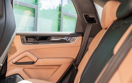 Porsche Cayenne III, 2024 год, 23 000 000 рублей, 24 фотография