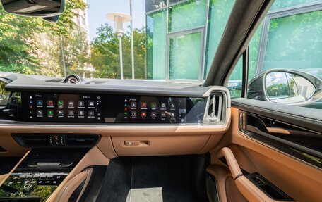 Porsche Cayenne III, 2024 год, 23 000 000 рублей, 26 фотография