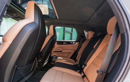 Porsche Cayenne III, 2024 год, 23 000 000 рублей, 23 фотография