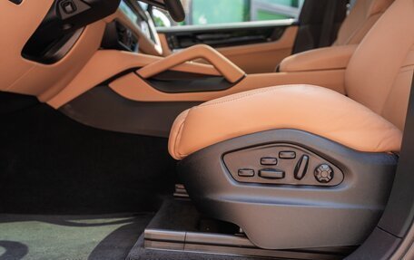 Porsche Cayenne III, 2024 год, 23 000 000 рублей, 35 фотография