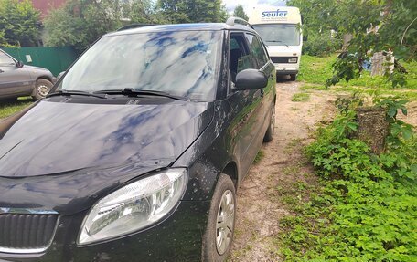 Skoda Fabia II, 2009 год, 440 000 рублей, 2 фотография