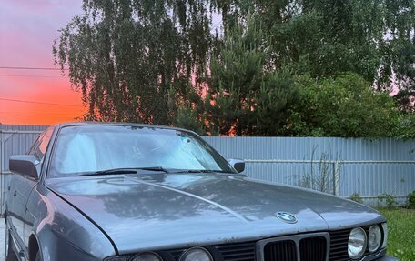 BMW 5 серия, 1989 год, 370 000 рублей, 8 фотография