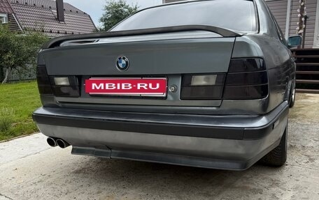 BMW 5 серия, 1989 год, 370 000 рублей, 10 фотография