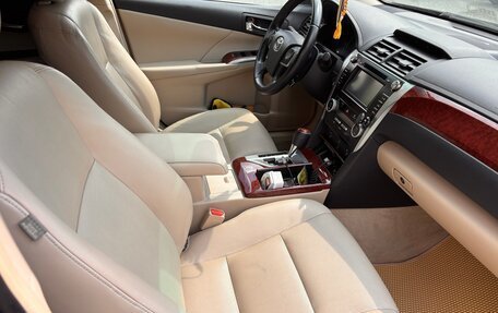 Toyota Camry, 2013 год, 1 980 000 рублей, 18 фотография