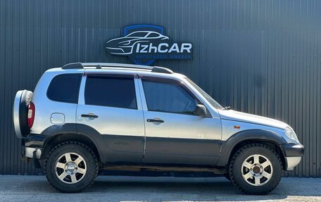 Chevrolet Niva I рестайлинг, 2003 год, 169 000 рублей, 2 фотография