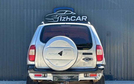 Chevrolet Niva I рестайлинг, 2003 год, 169 000 рублей, 9 фотография