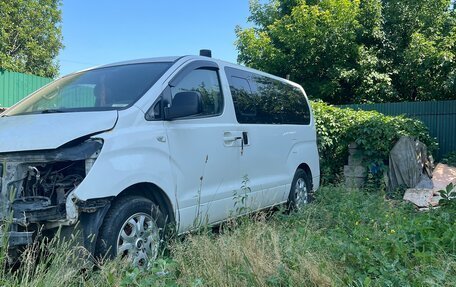Hyundai Grand Starex Grand Starex I рестайлинг 2, 2013 год, 1 200 000 рублей, 2 фотография