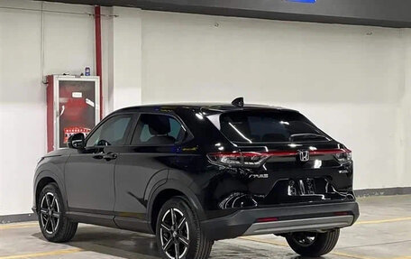 Honda Vezel, 2023 год, 1 565 000 рублей, 4 фотография