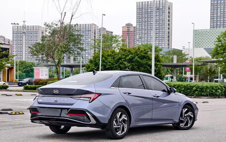 Hyundai Elantra, 2023 год, 1 290 000 рублей, 6 фотография