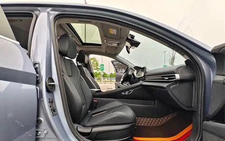 Hyundai Elantra, 2023 год, 1 290 000 рублей, 11 фотография