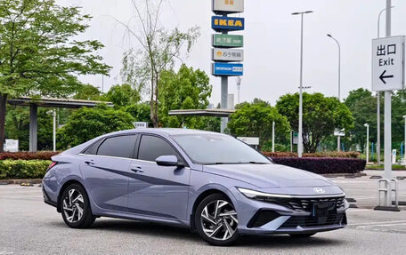 Hyundai Elantra, 2023 год, 1 290 000 рублей, 3 фотография