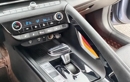 Hyundai Elantra, 2023 год, 1 290 000 рублей, 12 фотография