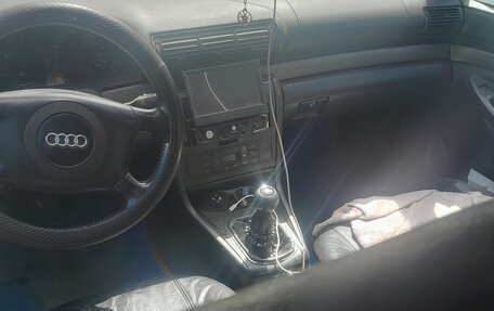 Audi A4, 2000 год, 170 000 рублей, 6 фотография