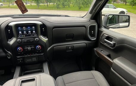 Chevrolet Silverado, 2021 год, 6 500 000 рублей, 25 фотография