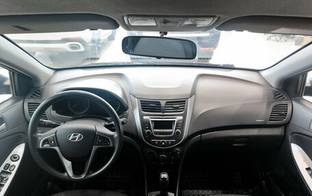Hyundai Solaris II рестайлинг, 2015 год, 849 000 рублей, 17 фотография