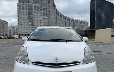 Toyota Prius, 2008 год, 950 000 рублей, 1 фотография